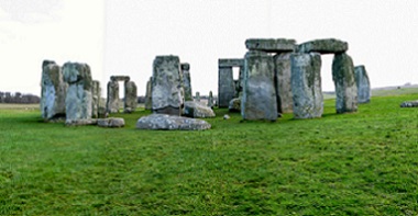 This image has an empty alt attribute; its file name is stonhedge-1.jpg