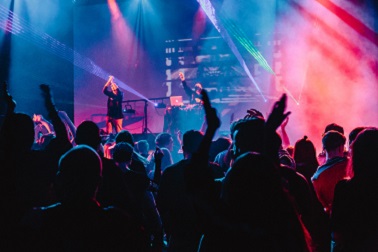 This image has an empty alt attribute; its file name is music-festival.jpg